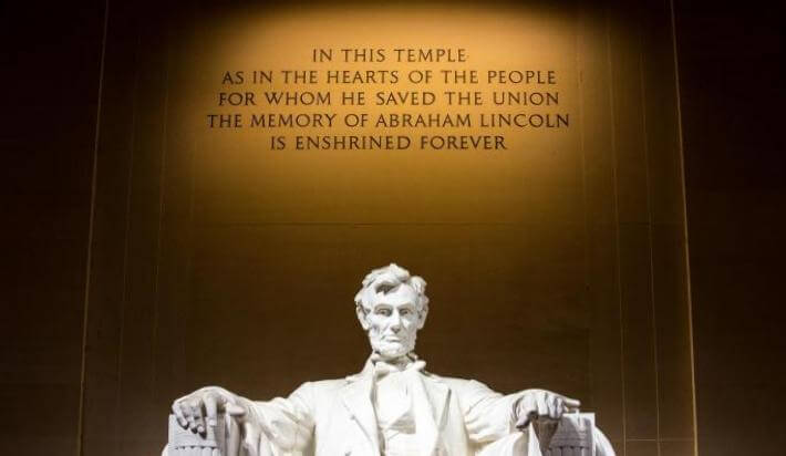 Мемориала Линкольна в Вашингтоне